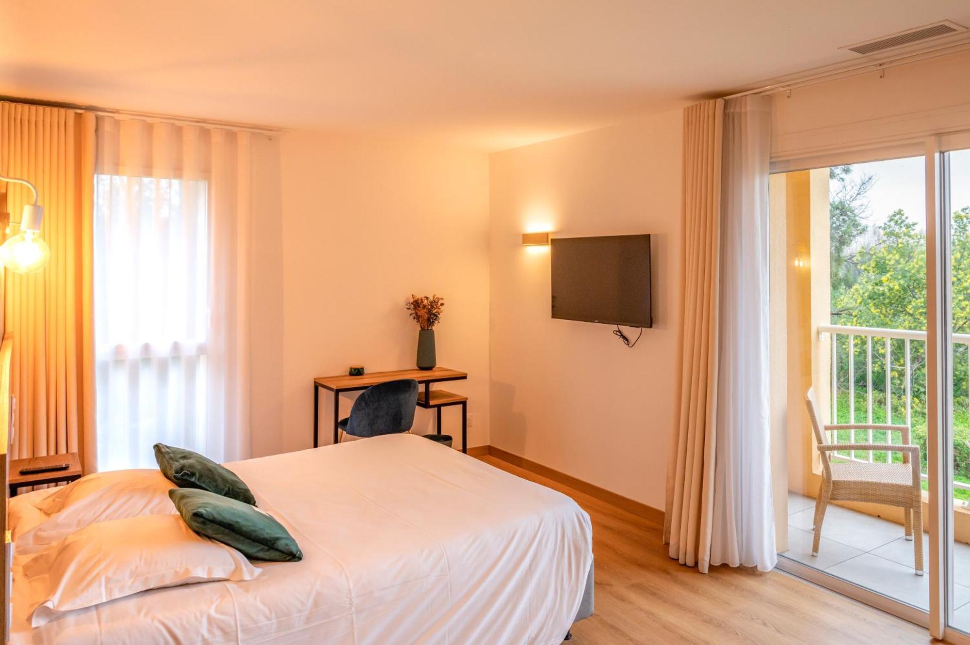 Auberge Les Oliviers Lucciana  Εξωτερικό φωτογραφία