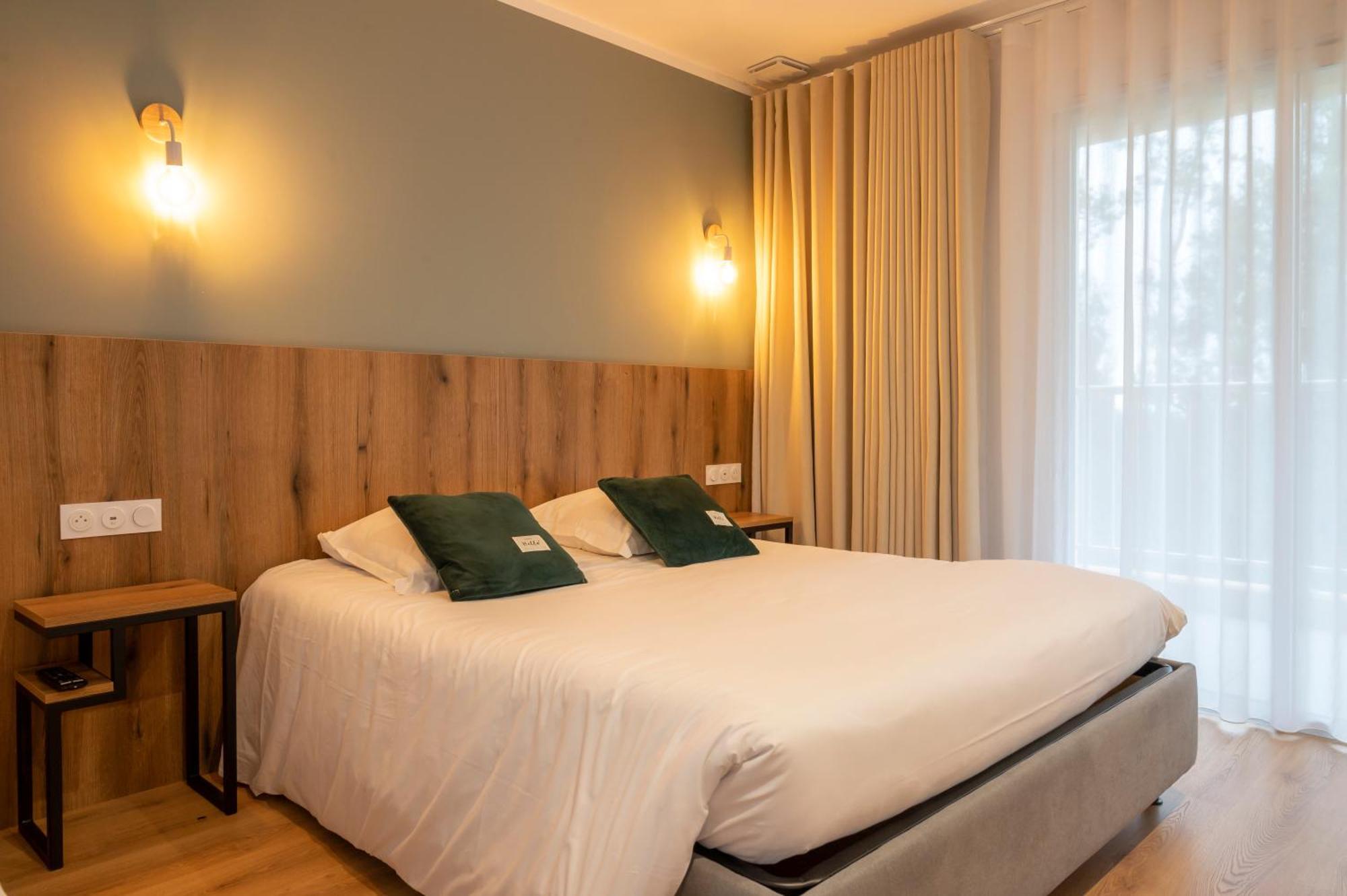 Auberge Les Oliviers Lucciana  Εξωτερικό φωτογραφία